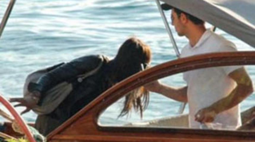 &Uuml;nl&uuml;lerin gazeteci korkusu