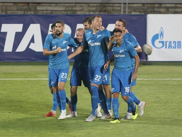 UEFA'da tarihi ma&ccedil;! 9 golle tur atladılar