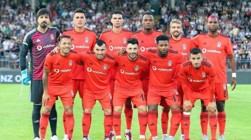 Beşiktaş'ta Tolga Zengin ve Jeremain Lens Antalyaspor maçında forma giyemeyecek!