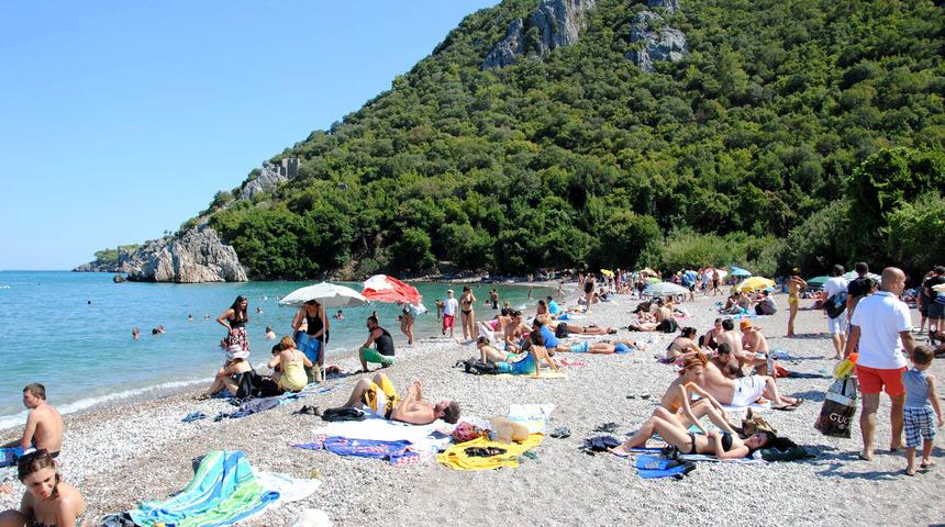 Bayramda &Ccedil;ıralı, Olimpos ve Adrasan'a yoğun talep