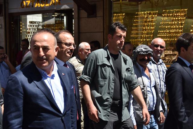 Bakan Çavuşoğlu: Musul ve Basra başkonsolosluklarımızı yeniden açacağız