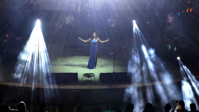 Funda Arar'dan amfi tiyatroda konser