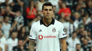 Beşiktaş'ta Enzo Roco yedeğe çekiliyor