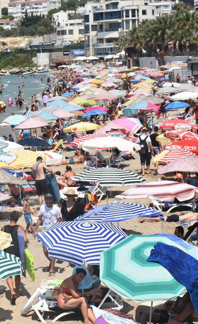 Kuşadası'nda bayram tatili yoğunluğu