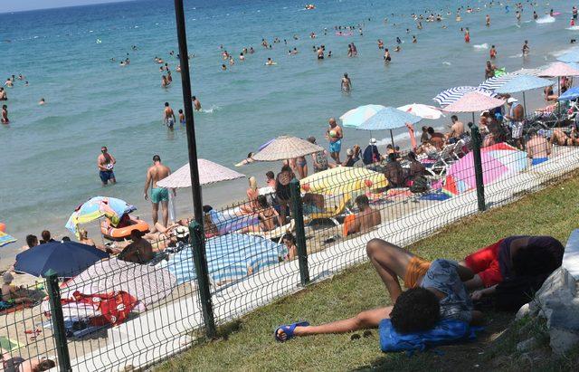 Kuşadası'nda bayram tatili yoğunluğu