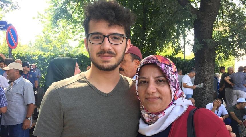 AKP kongresinde partililerin gündemi 'dış güçler': 'Bunun altından sadece Reis kalkabilirdi'