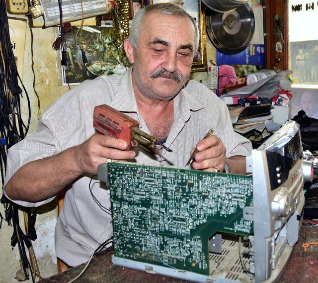 Muğla'nın son radyo tamircisi