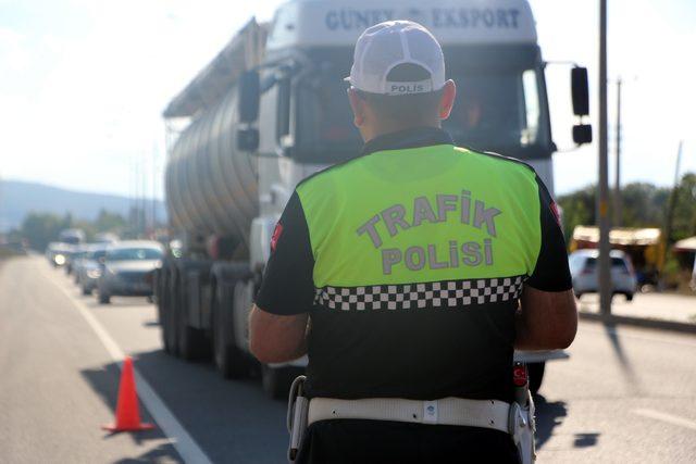 Bolu'da drone'lu trafik denetimi