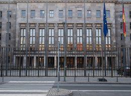 Almanya Maliye Bakanlığı: Türk Lirası'ndaki değer kaybı Alman ekonomisi için risk