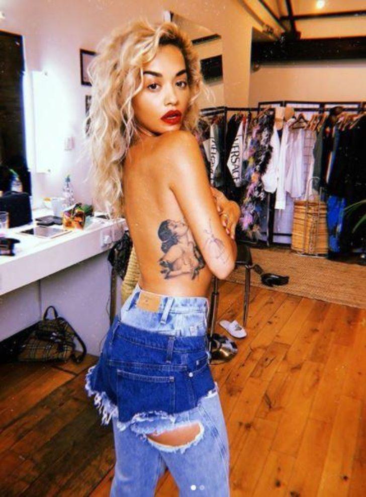 Ünlü şarkıcıdan olay poz! Bu kez üstsüz paylaştı G1