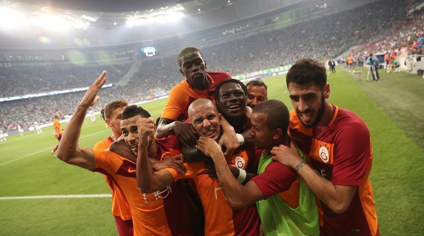Galatasaray, Feghouli i&ccedil;in Al Hilal takımıyla pazarlık halinde!
