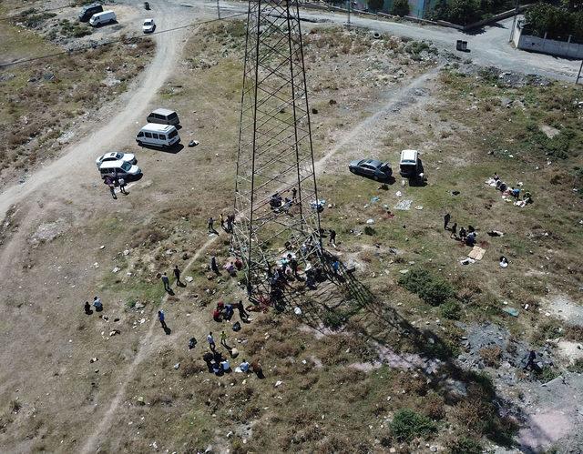 /havadan fotoğraflar / Başakşehir'de boş arsa kaçak kesim yapanlarla doldu