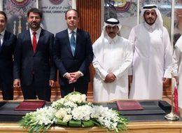 Financial Times: Katar 3 milyar dolarlık swap anlaşmasıyla Türkiye'ye desteğini artırdı