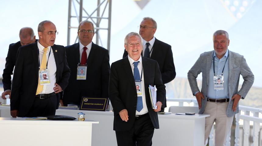 Aziz Yıldırım: Baksınlar Fenerbahçe'ye, her şeyi ben yaptım!