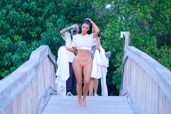 Kim Kardashian'dan g-string şov! G4