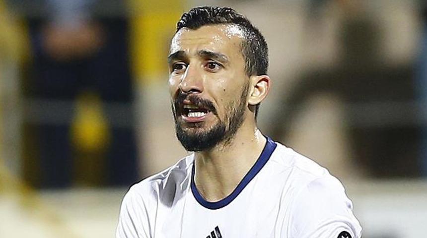 F.Bahçeli futbolcu Mehmet Topal'a İngiltere'den talip