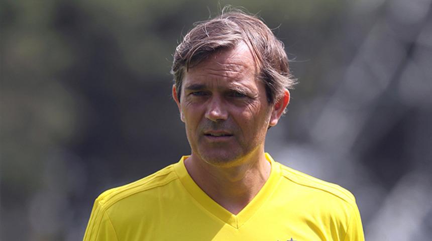 Cocu '10 numara'yı takım içinden bulacak!