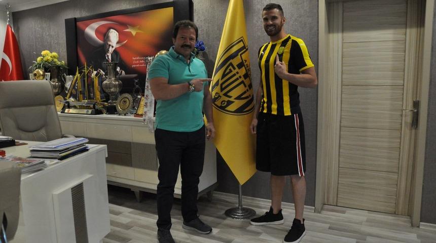 Ankaragücü Thomas Heurtaux ile 3 yıllık sözleşme imzaladı!