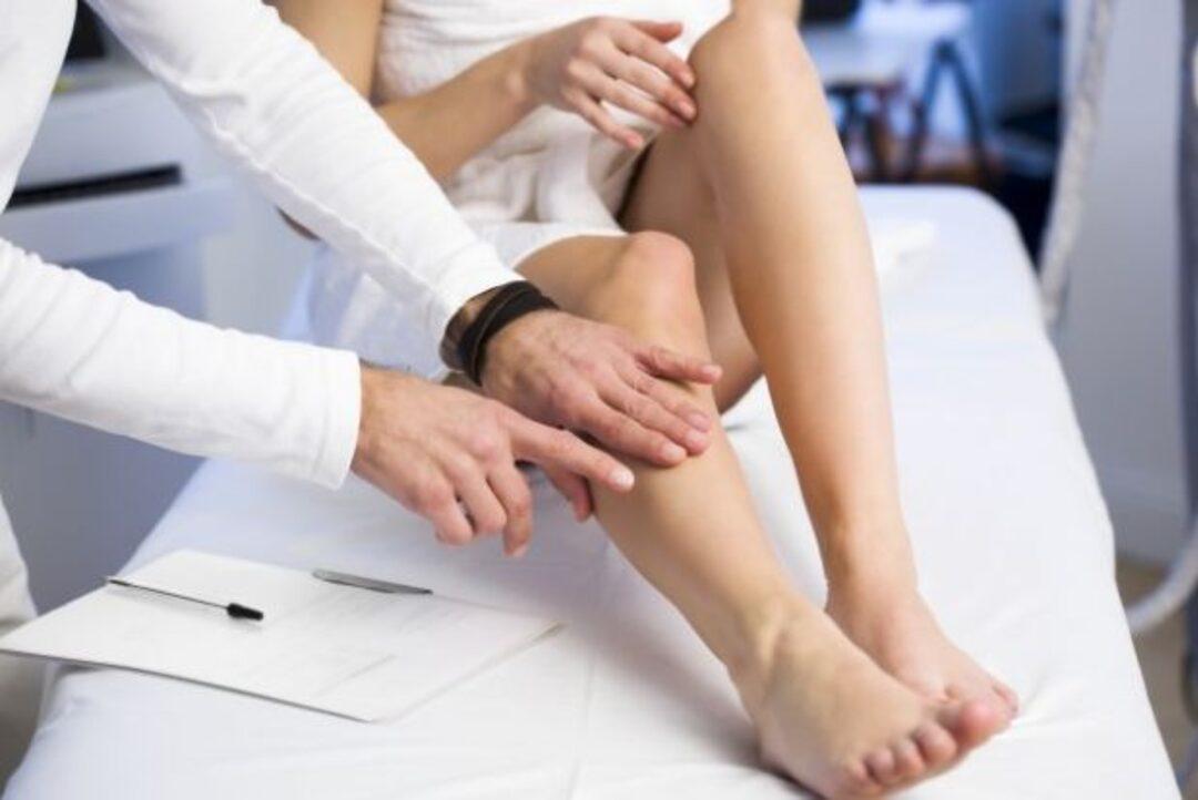Huzursuz bacak sendromu neden olur? Huzursuz bacak sendromu tedavisi var  mı? Huzursuz bacak sendromu belirtileri nelerdir? Huzursuz bacak sendromu  nedir? - Sağlık Haberleri