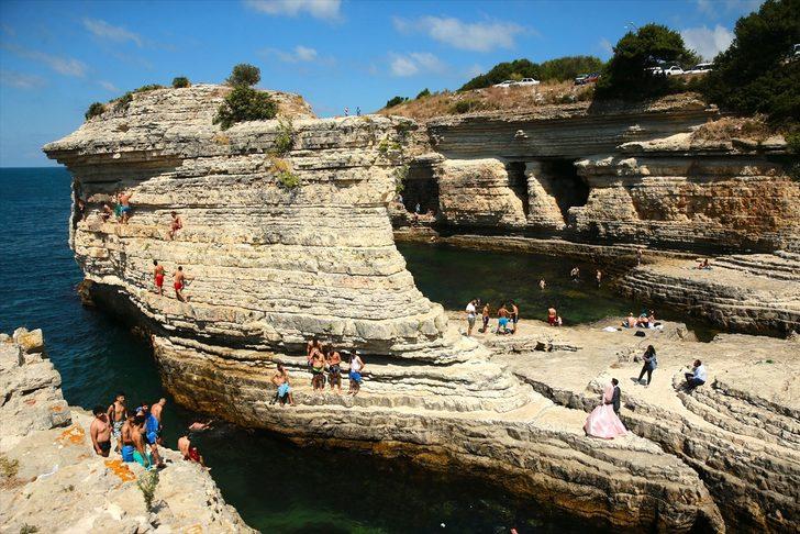 İğne atsan yere düşmüyor! G3