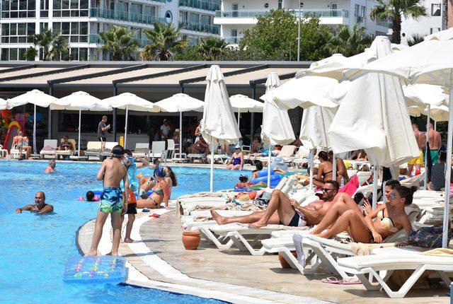 Marmaris'te 1,5 milyon kişi bayramda tatil yaptı