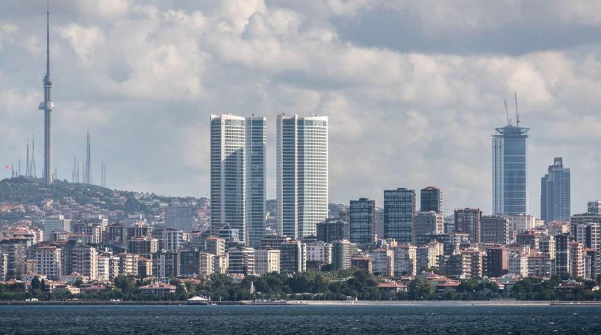 Guardian: 'Türk Lirası'ndaki krizi İstanbul'un siluetinde görmek mümkün'