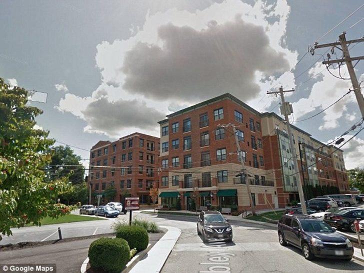 Eski Playbol modeli evinde ölü bulundu!  G5