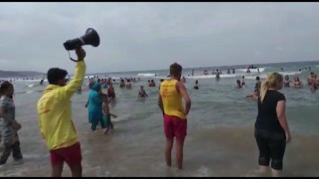 Şile Ayazma Plajı'nın boşaltılması için uyarılar yapılıyor