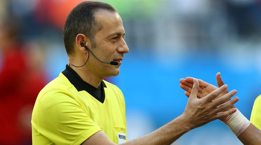 C&uuml;neyt &Ccedil;akır S&uuml;per Lig'deki 300. ma&ccedil;ını y&ouml;netecek