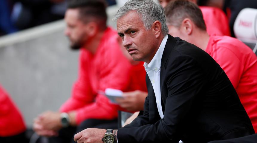 Mourinho'nun düzenlediği basın toplantısı 259 saniye sürdü!