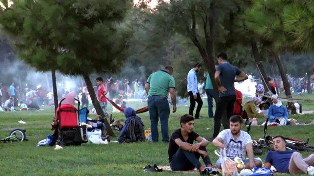 Avcılar sahilinin kirletilmesine çevrecilerden tepki