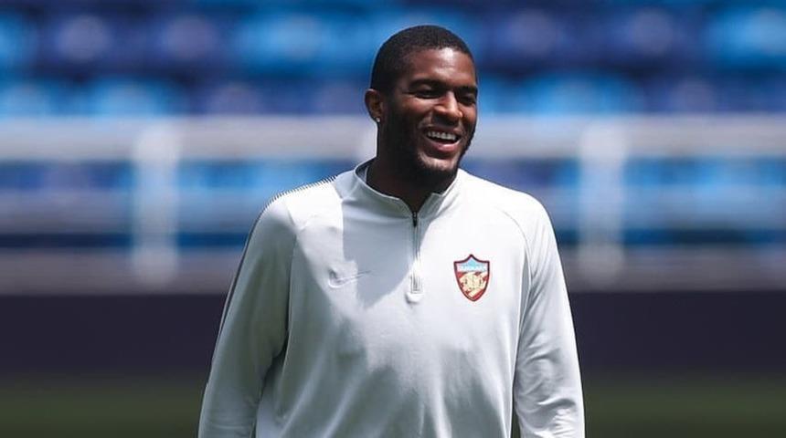 G.Saray'ın yeni golc&uuml;s&uuml; İstanbul'a geliyor