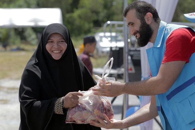 Türkiye Diyanet Vakfı 430 bin hisse kurban dağıttı