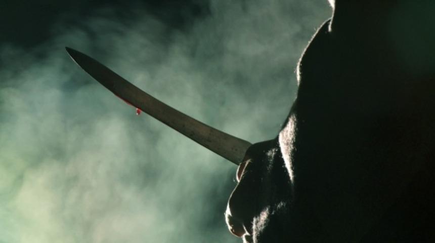 Isparta'da dehşet! Önce eşinin boğazını, sonra kendi bileklerini kesti