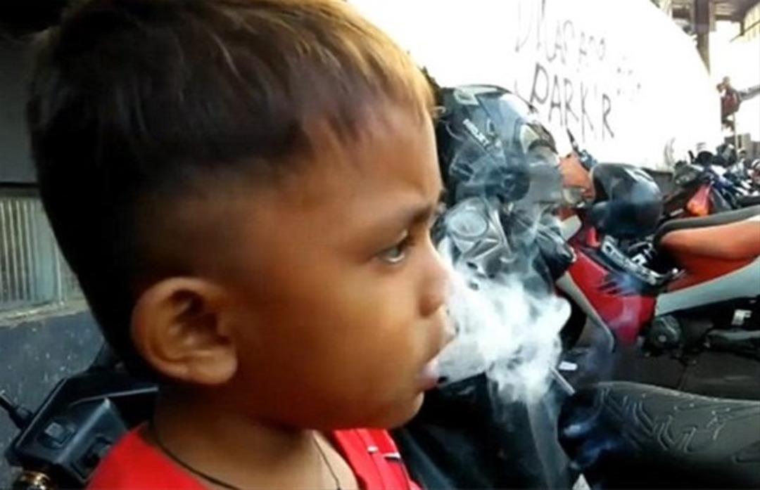 G&uuml;nde 2 paket sigara i&ccedil;iyor 