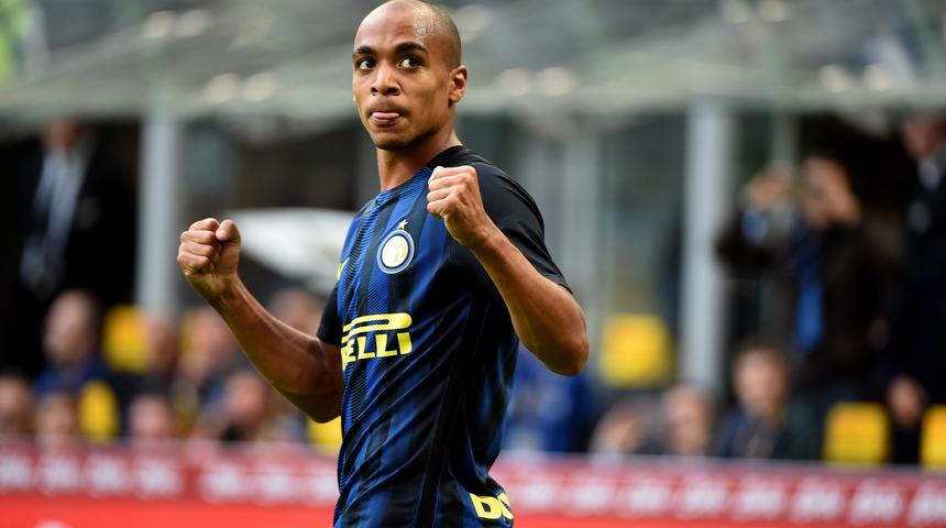 Beşiktaş Joao Mario'dan vazge&ccedil;miyor!