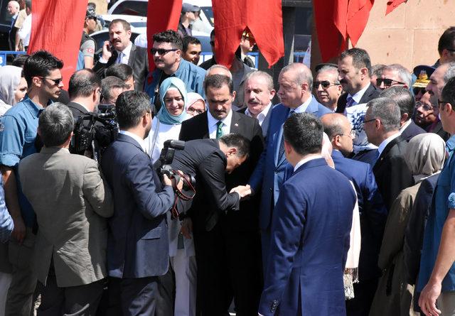 Erdoğan: Bizi bölemeyecek, parçalamayacaklar