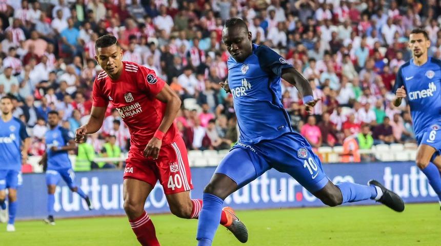 Paşa, Sivas'a gol yağdırdı