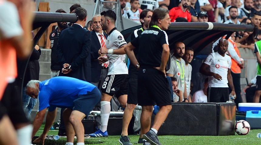 Tolgay Arslan'dan Şenol Güneş'e şok tavır