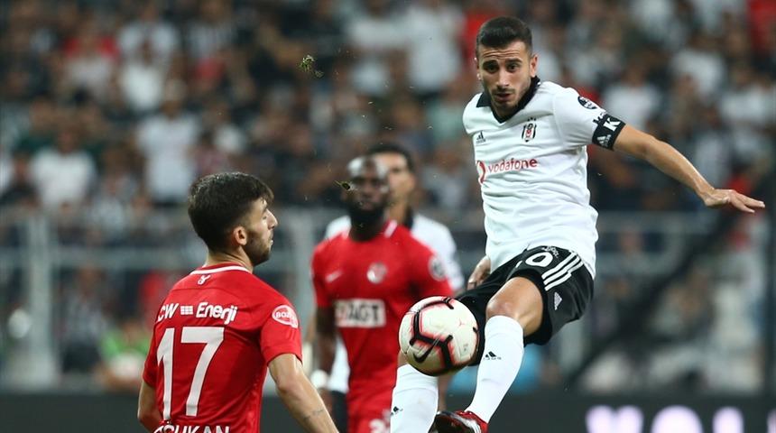 Oğuzhan Özyakup, Beşiktaş taraftarını çıldırttı