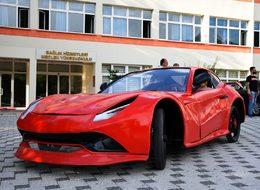 Üniversite öğrencileri yaptı! Yüzde 95'i yerli üretim elektrikli otomobil