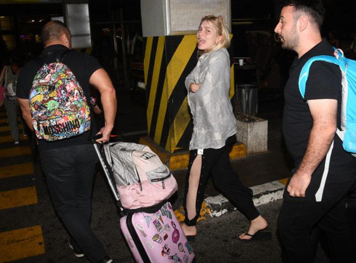 Ahu tek başına döndü G1