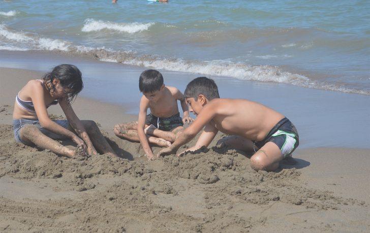 Karasu'da 'norovirüs enfeksiyonu' tespit edildi, binlerce kişi hastaneye akın etti G3