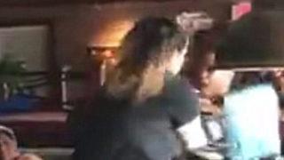 Restoranda kavga! Garsonun kafasında bardak kırdı