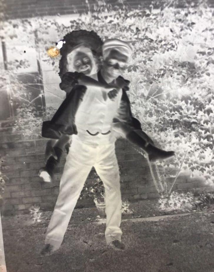 Satın aldığı ahırın içinden çıkanlar şoke etti! Hepsini satacak G4