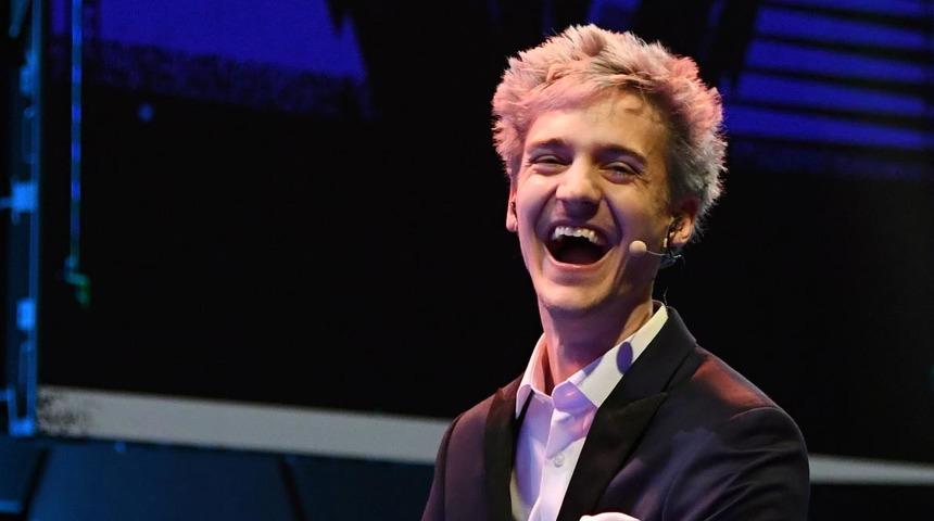 Ninja bu kez de LoL sevenleri kendine hayran bıraktı!