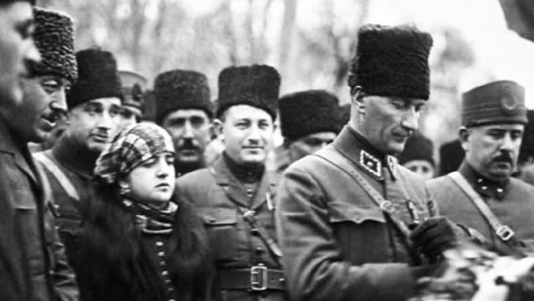 B&uuml;y&uuml;k taarruz, b&uuml;y&uuml;k zafer: 30 Ağustos