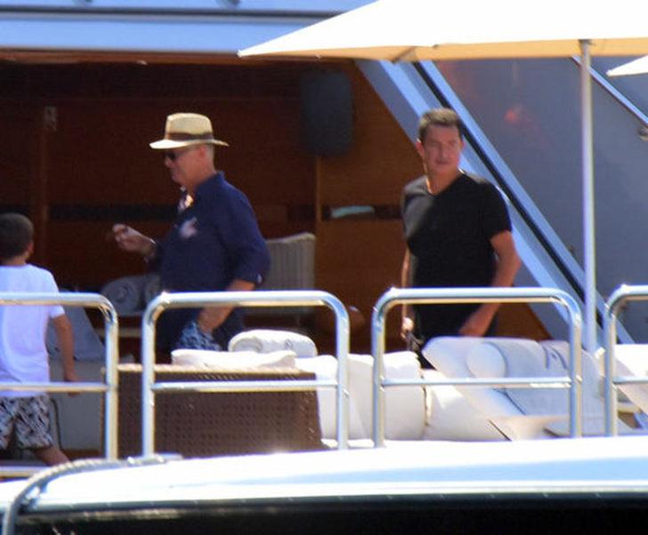 Acun Ilıcalı'dan ünlü milyardere İstanbul daveti G4