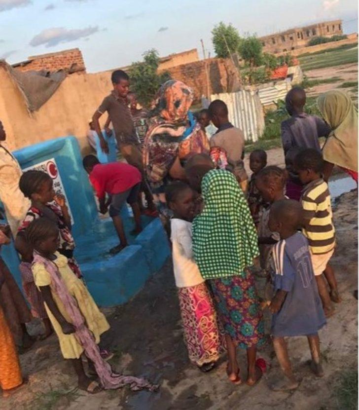 Bergüzar'ı duygulandıran hediye G4