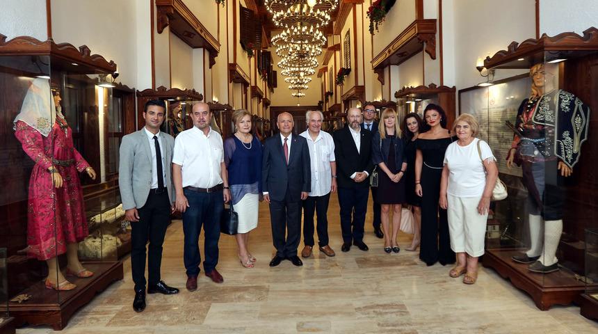 Eugen Doga'dan Atatürk'e beste